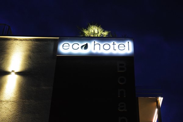 eco-hotel-b-57-mini2.jpg